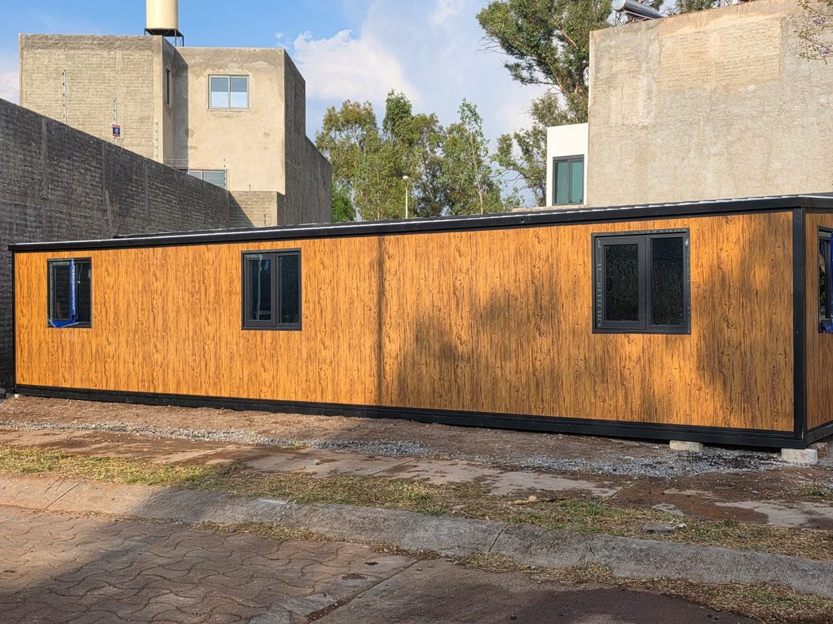 Vista lateral acabado madera